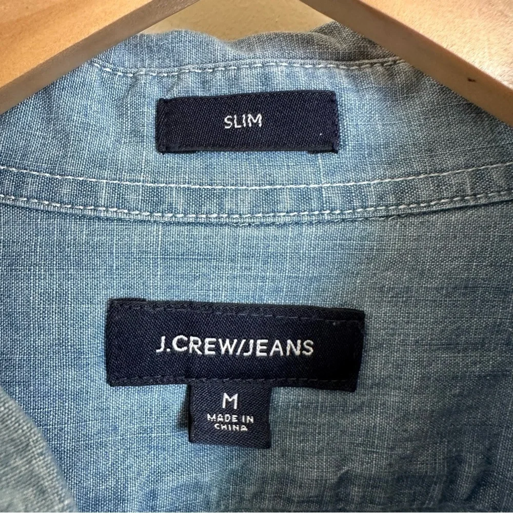 J Crew Jeans Men’s Medium Slim Fit Blue Cotton Button Up‎ Shirt Chambray